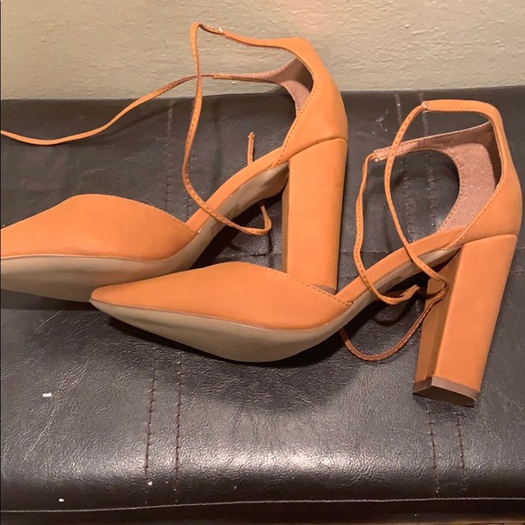 Shoes - Picture 3 of 3